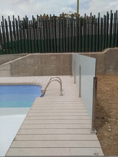 TARIMA EXTERIOR PISCINA